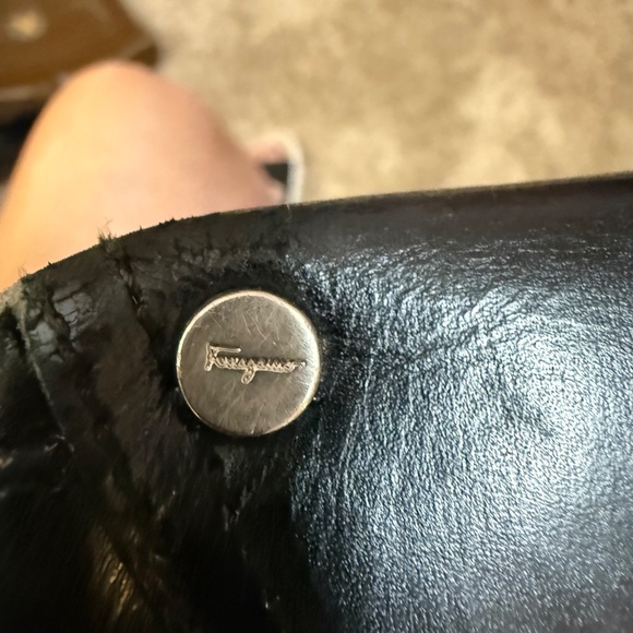 EUC Salvatore Feragamo Black Leather Tote w\COA - Picture 8 of 16